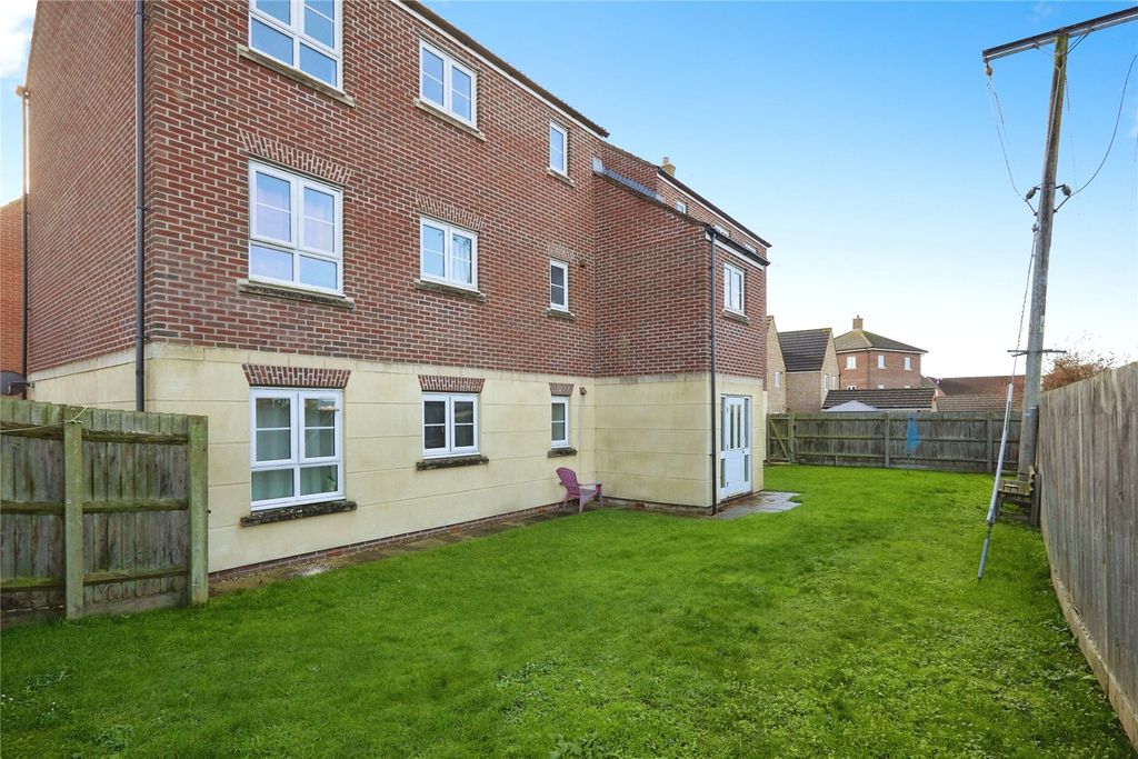 Additional image 8 of 2 bed flat for saleWren Place, Gillingham, Dorset SP8