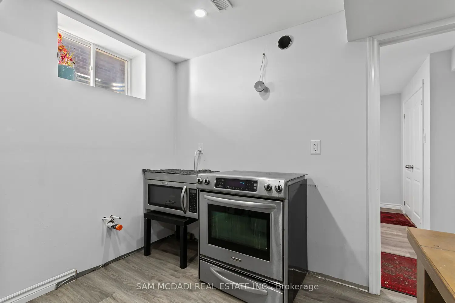 Additional image 11 of 2743 Oriole Drive