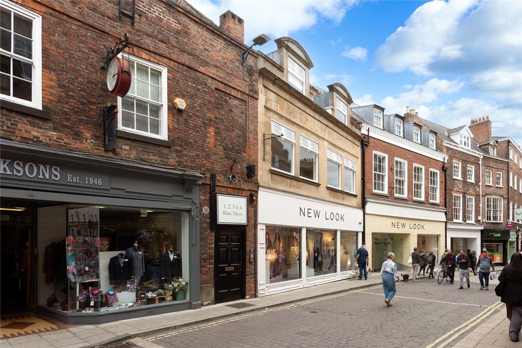 Additional image 11 of 2 bed flat for saleStonegate Court, Blake Street, York, North Yorkshire YO1