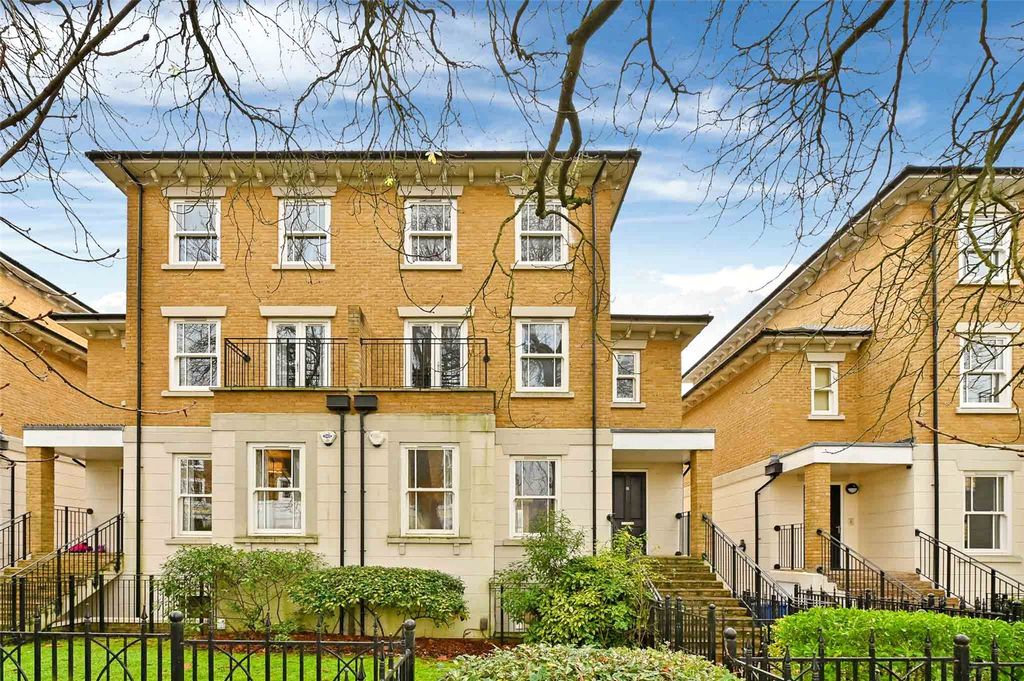 Additional image 32 of 5 bed terraced house for saleClaremont Road, Windsor, Berkshire SL4