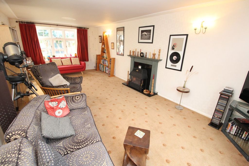 Additional image 10 of 4 bed detached house for saleNorthfield Road, Blaby, Leicester LE8