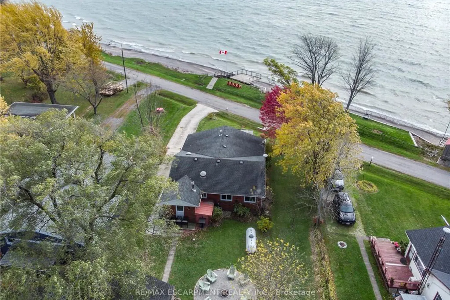 Additional image 20 of 577 Edgewater Place