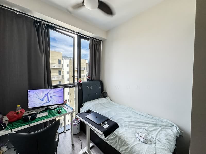Additional image 8 of 78 Compassvale Bow