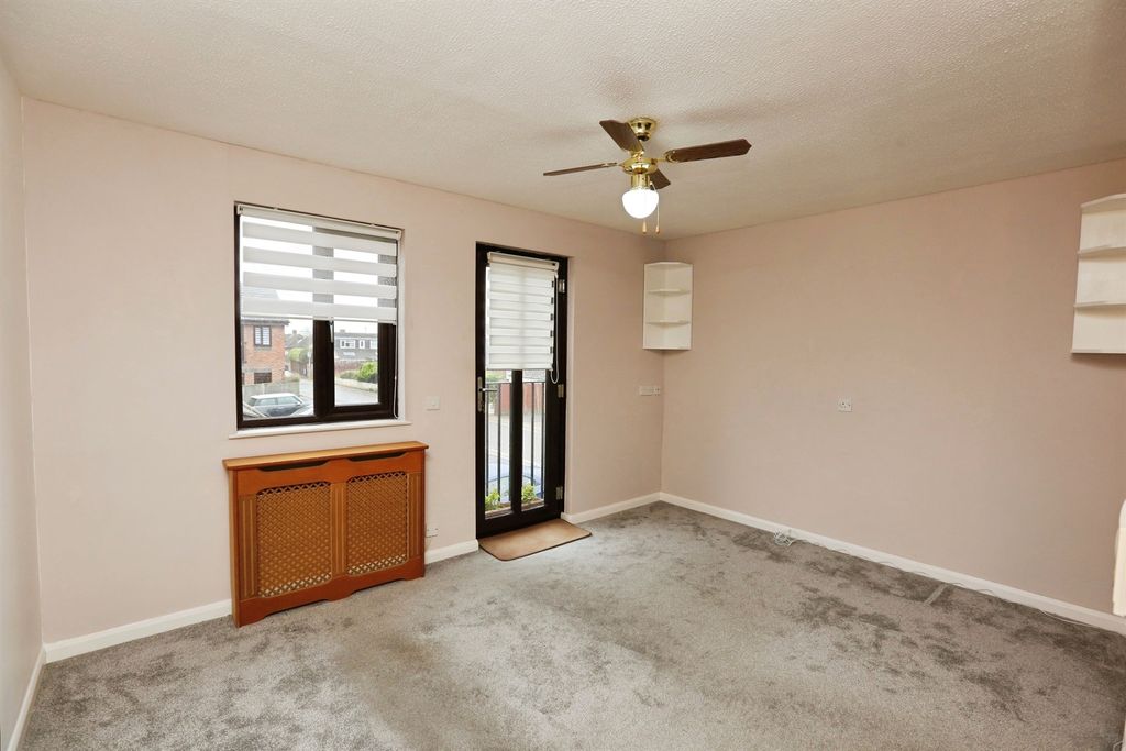 Additional image 6 of 1 bed property for saleNew Priory Gardens, Portchester, Fareham PO16