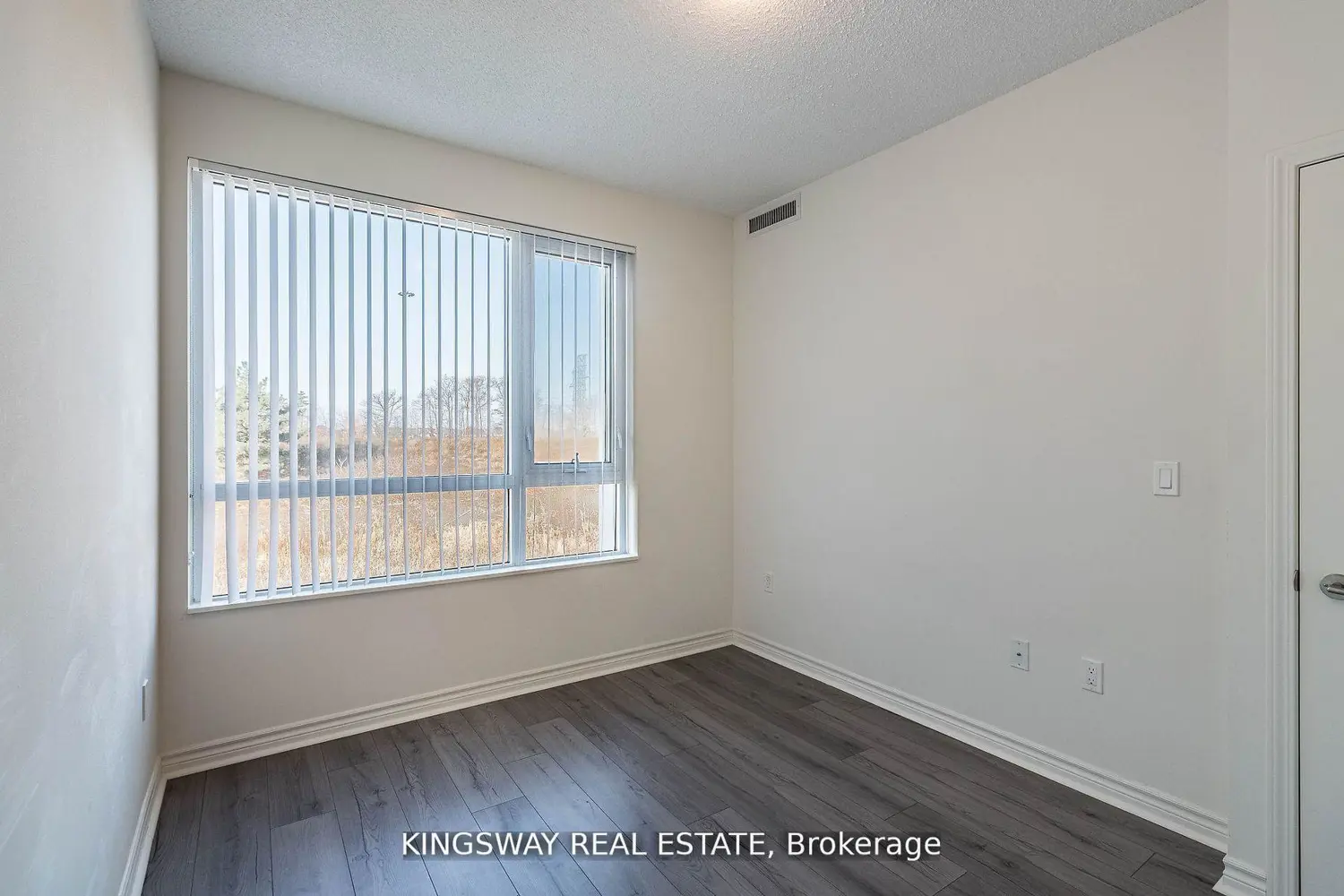 Additional image 12 of 349 Rathburn Road 217