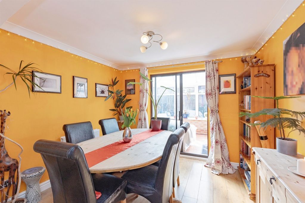 Additional image 5 of 4 bed detached house for saleForge Close, Fleckney, Leicester LE8