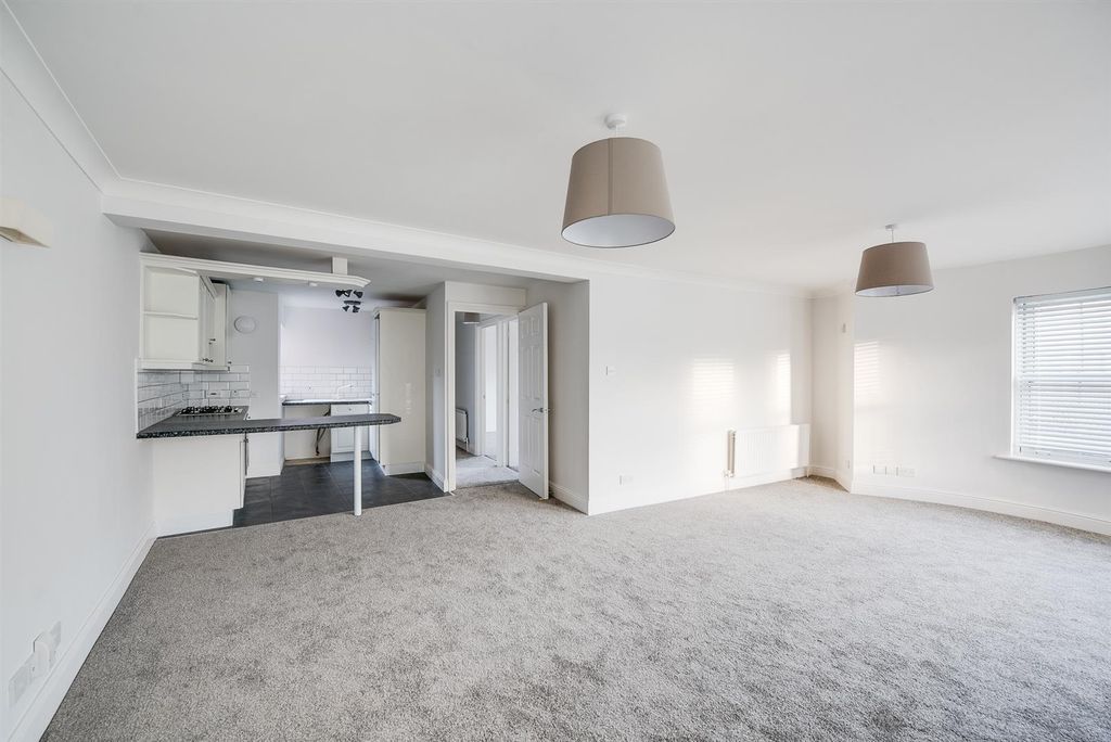 Additional image 6 of 2 bed flat for saleWhite Hart Road, Portsmouth PO1