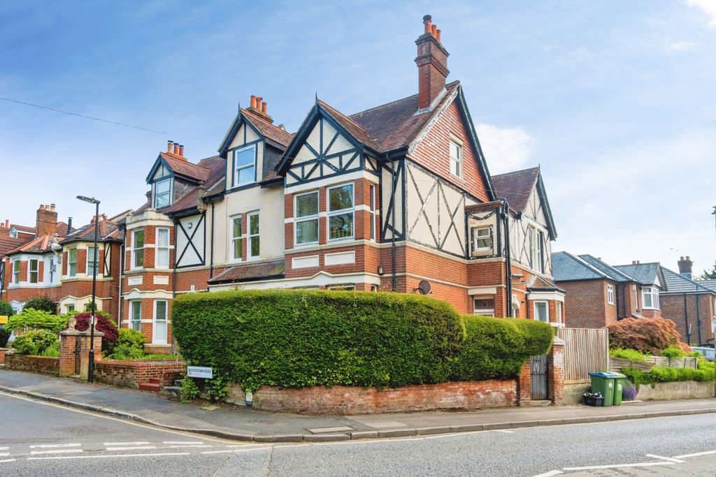 Additional image 20 of 3 bed end terrace house for saleFurzedown Road, Southampton, Hampshire SO17