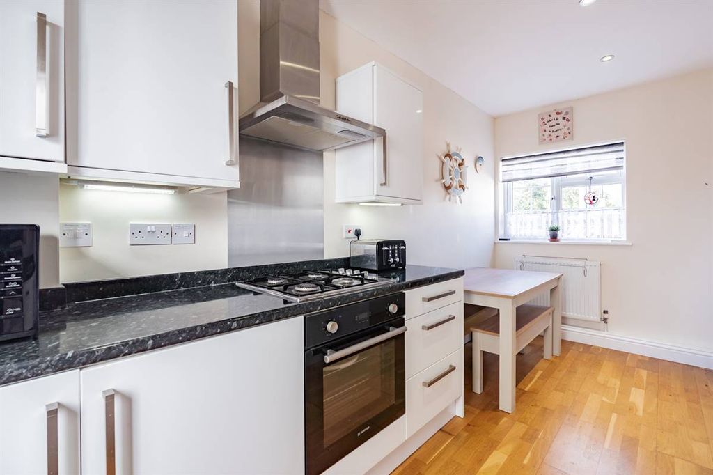 Additional image 6 of 2 bed flat for saleBridgefield Road, Whitstable CT5