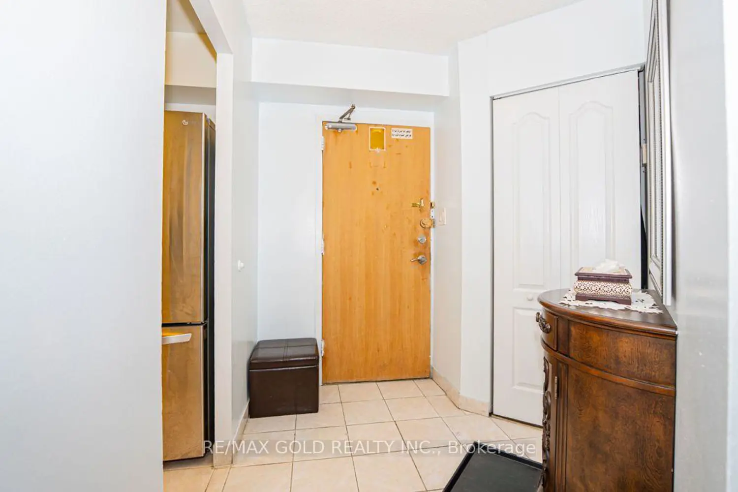 330 Dixon Road 2107 photo 5
