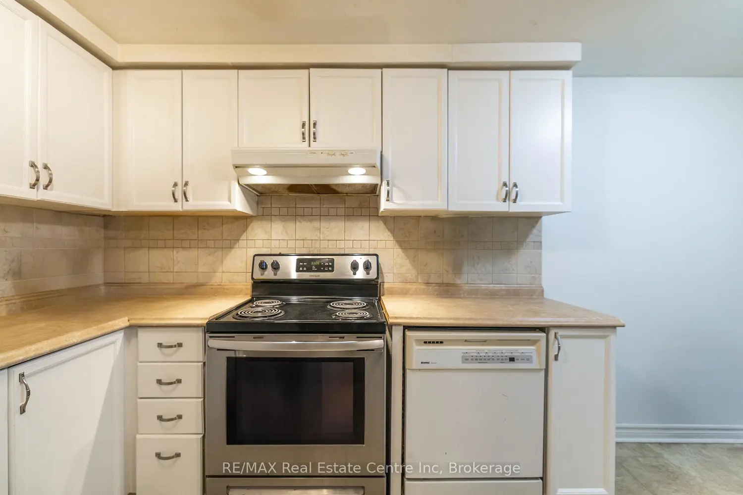 Additional image 4 of 129 Victoria Road 74