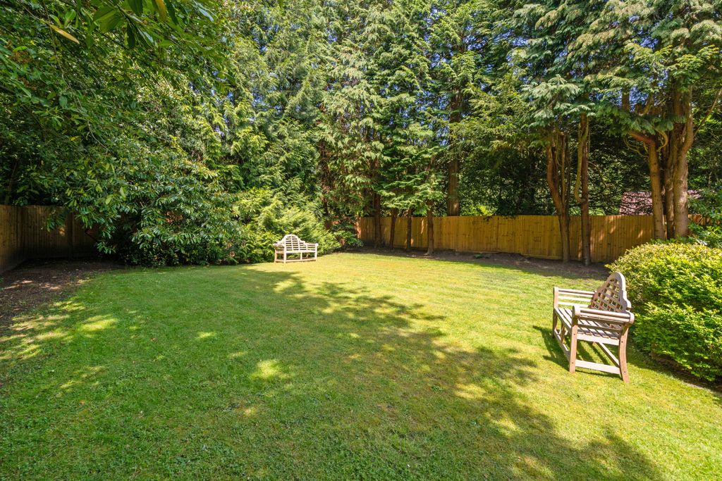Additional image 16 of 3 bed semi-detached house for saleLondon Road, Windlesham GU20