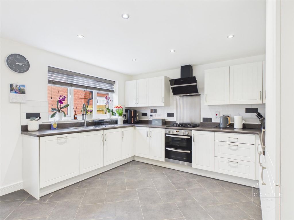 Additional image 9 of 4 bed detached house for saleFrezenberg Close, Burbage, Hinckley LE10
