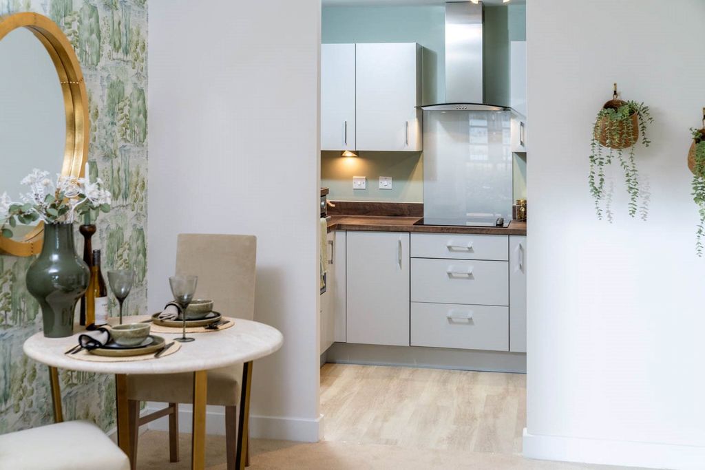 Additional image 3 of 2 bed flat for saleBanister Road, Southampton, Hampshire SO15