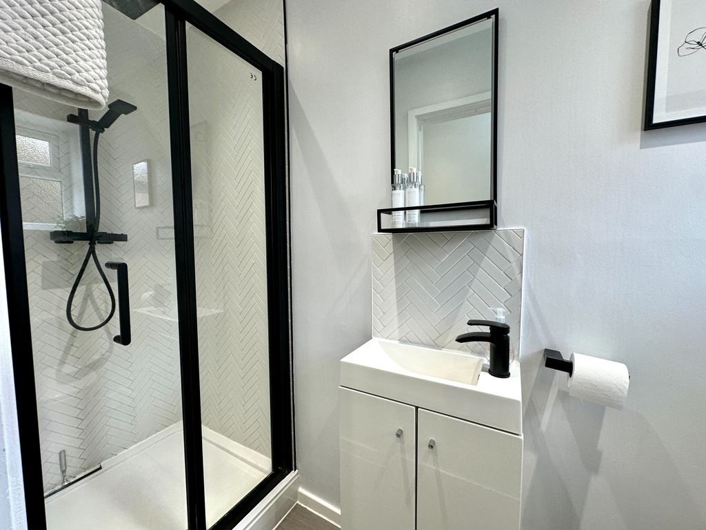 Additional image 11 of 4 bed semi-detached house for saleRosewood Drive, Coppice Farm Estate, Willenhall WV12