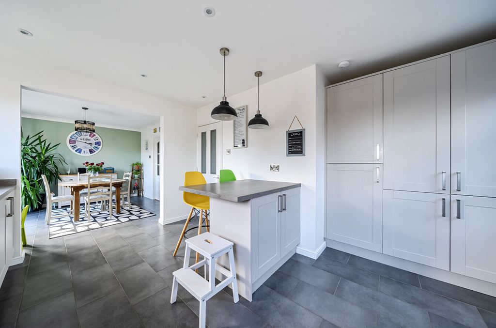 Additional image 5 of 4 bed detached house for saleCampion Drive, Yeovil, Somerset BA22