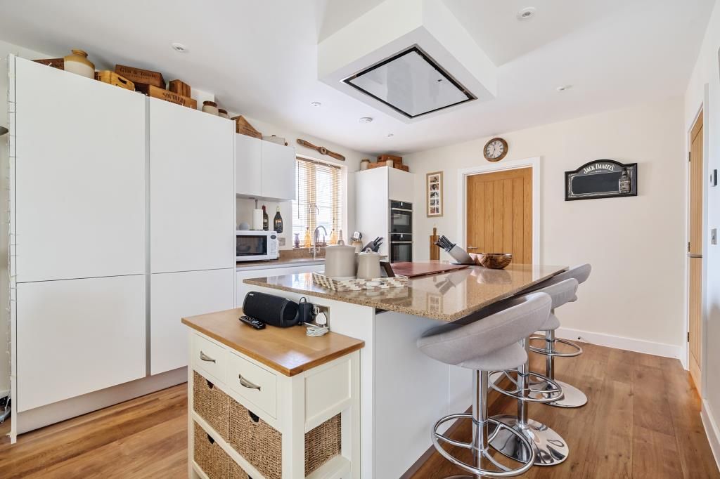 Additional image 2 of 4 bed detached house for saleCurbridge, Witney OX29
