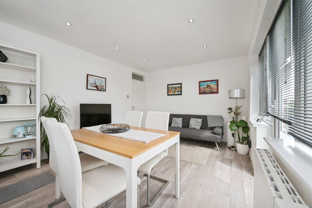 Additional image 12 of 2 bed flat for saleWaterloo Road, Southampton SO15