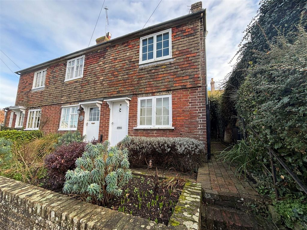 2 bed end terrace house for saleSchool Hill, Winchelsea TN36