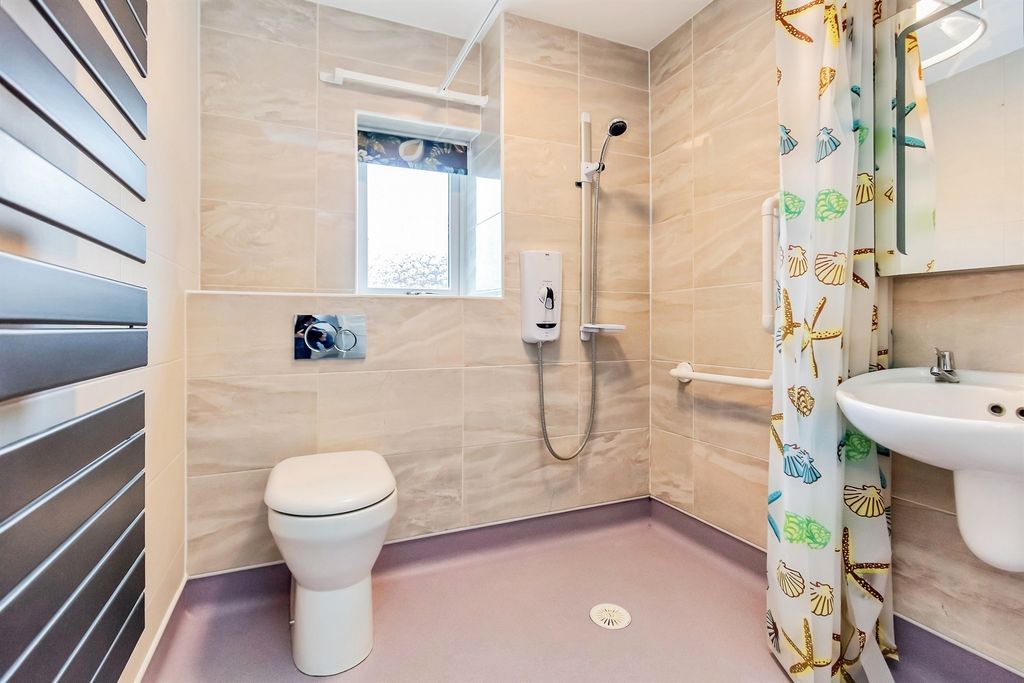 Additional image 11 of 2 bed end terrace house for saleGoodwood Close, Market Harborough LE16