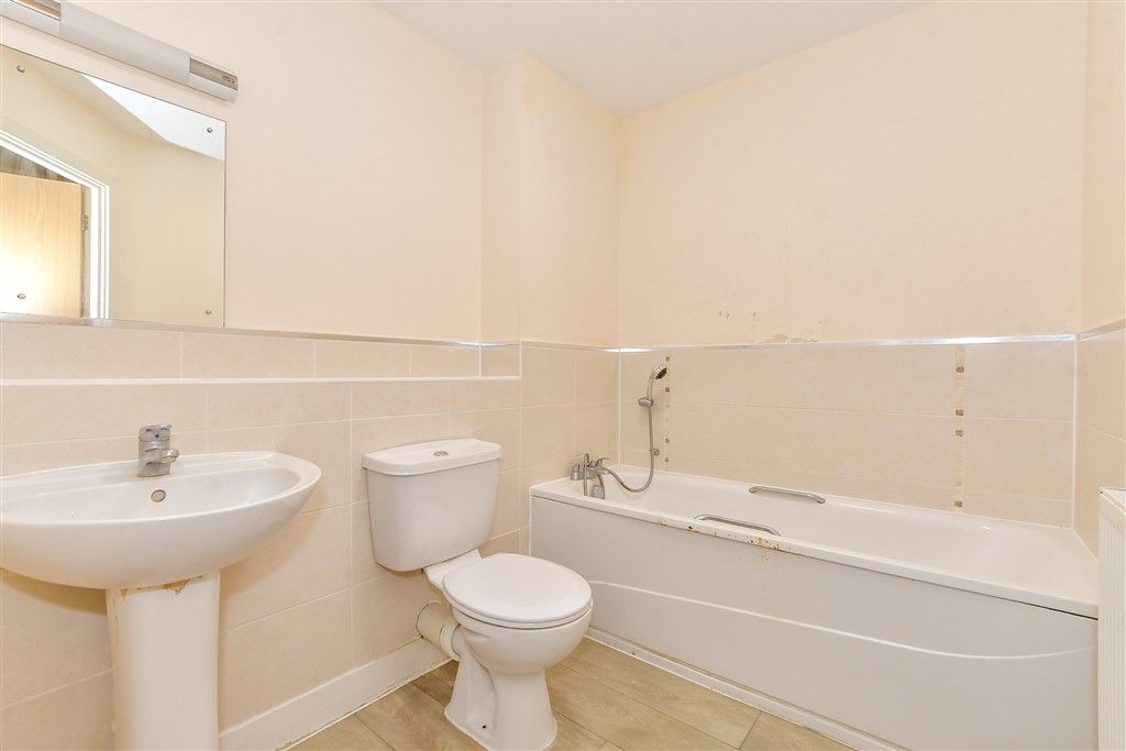 Additional image 10 of 2 bed flat for saleFratton Way, Southsea, Hampshire PO4