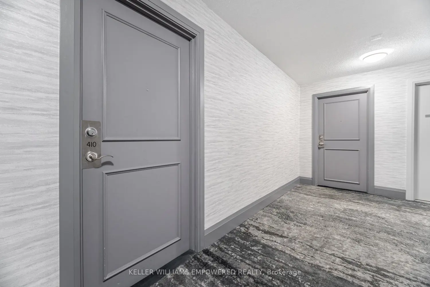 Additional image 3 of 2088 Lawrence Avenue 410