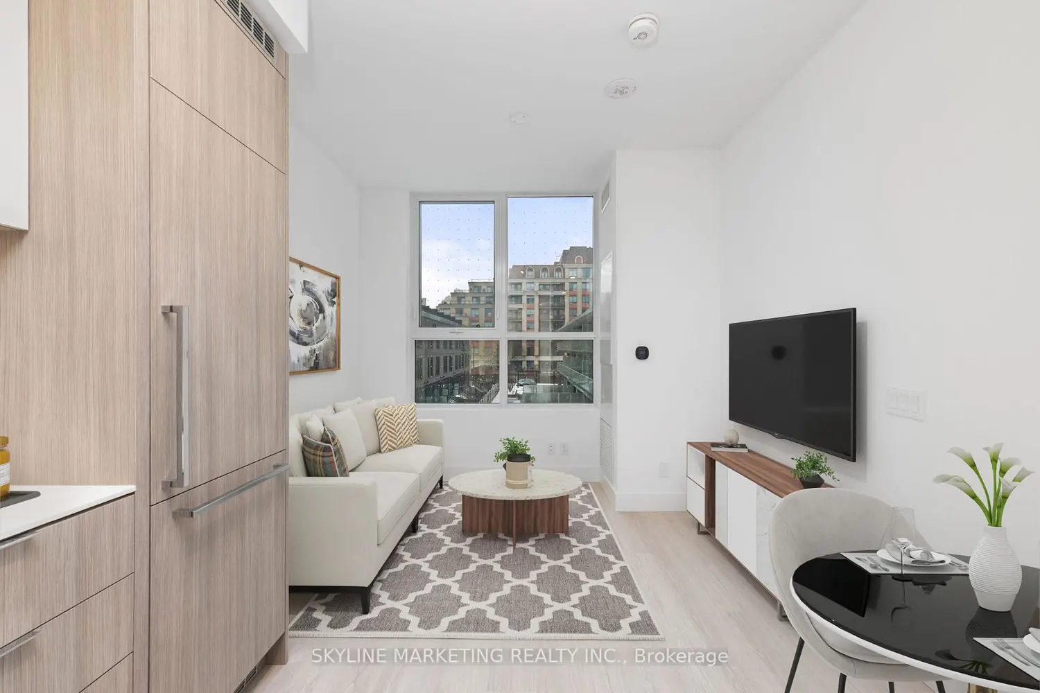 6 Greenbriar Road 210 photo 4