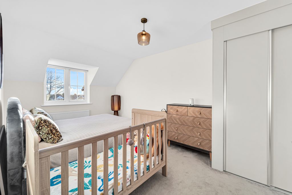 Additional image 10 of 2 bed flat for saleGatehouse Close, Ashford TW15