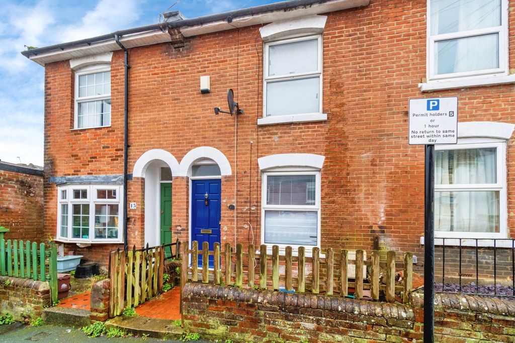 2 bed terraced house for salePeterborough Road, Inner Avenue, Southampton, Hampshire SO14
