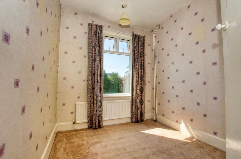 Additional image 8 of 3 bed semi-detached house for saleGranby Grove, Southampton SO17