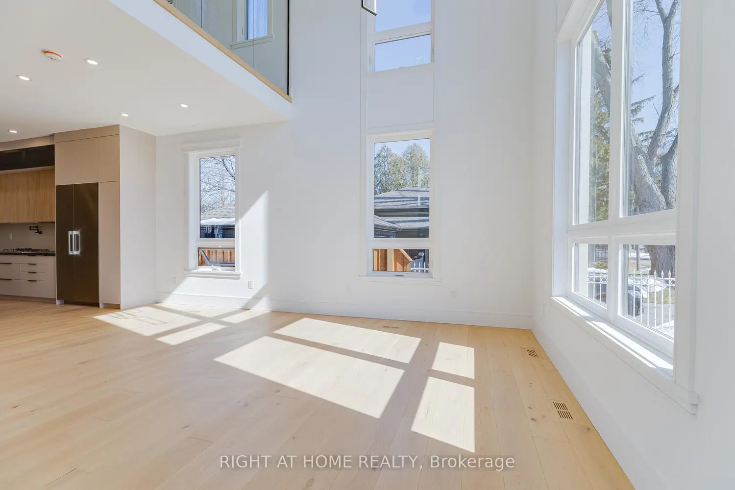 61 Floresta Court photo 5