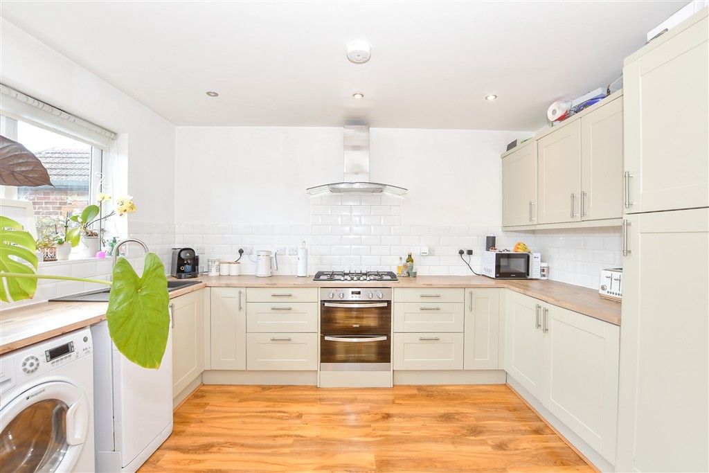 Additional image 4 of 3 bed detached house for saleClatterford Road, Newport, Isle Of Wight PO30