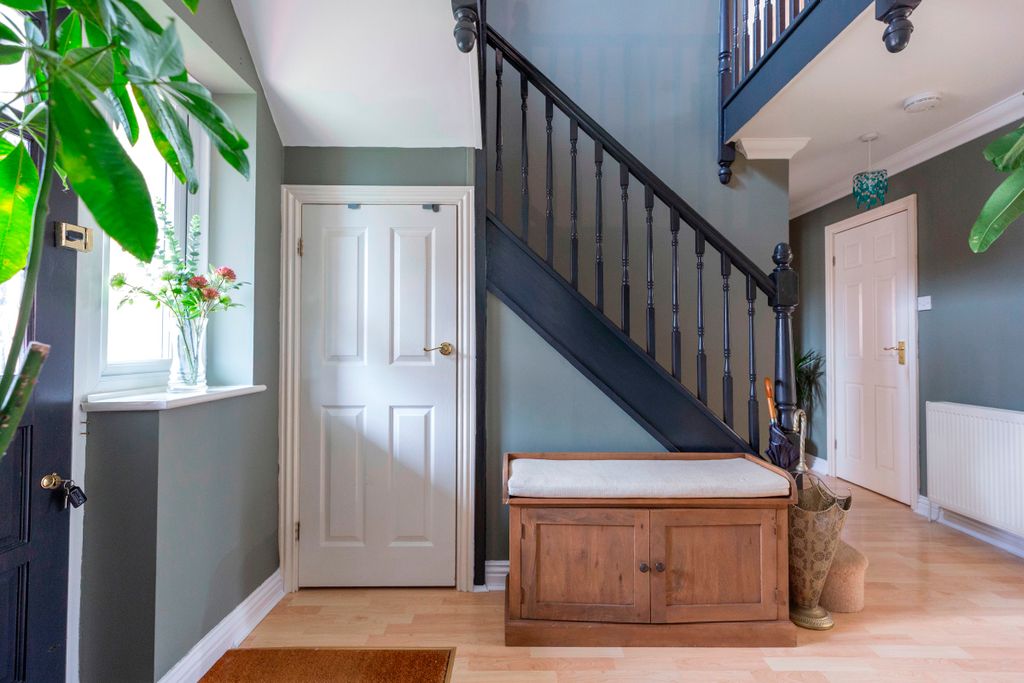 Additional image 13 of 5 bed detached house for salePeacemarsh Farm Close, Gillingham SP8