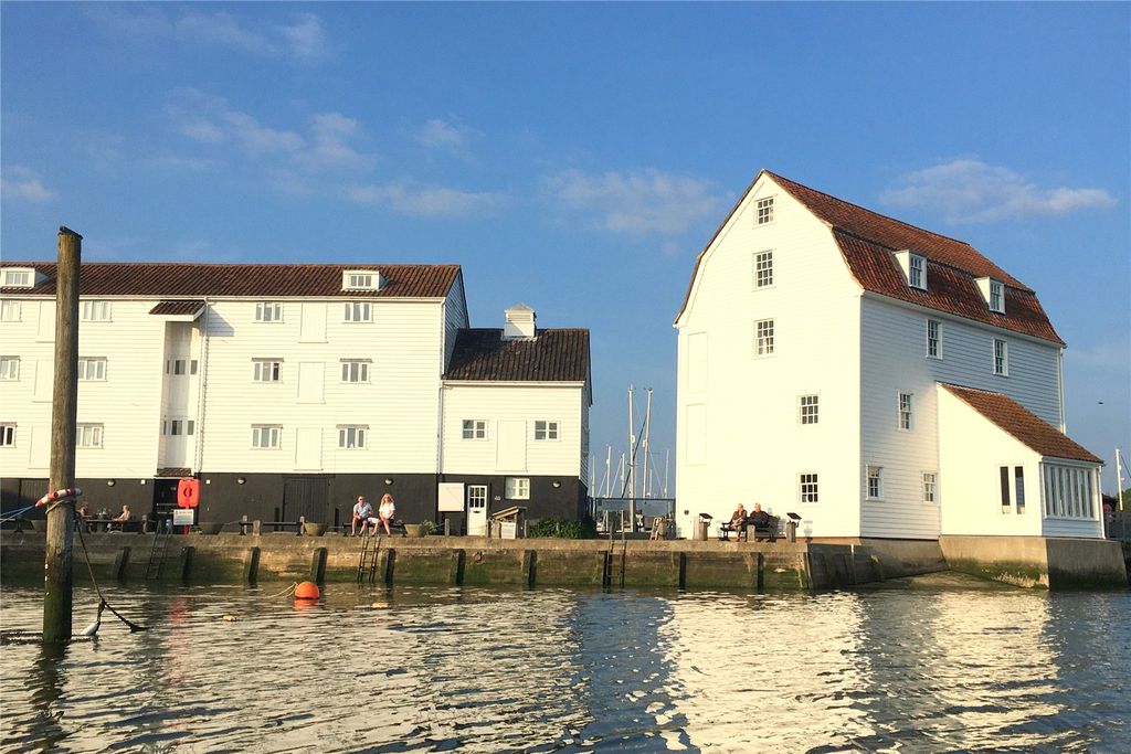 2 bed semi-detached house for saleTide Mill Way, Woodbridge, Suffolk IP12