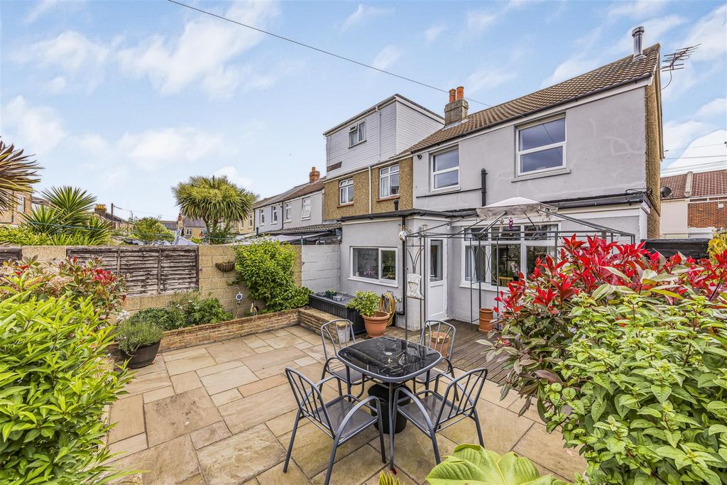 Additional image 16 of 3 bed semi-detached house for saleChesterfield Road, Baffins, Portsmouth PO3