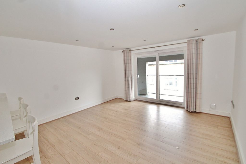 Additional image 2 of 2 bed flat for saleJones Mews, Witney OX28