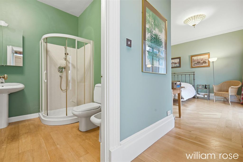 Additional image 19 of 7 bed semi-detached house for saleBroomhill Road, Woodford Green IG8