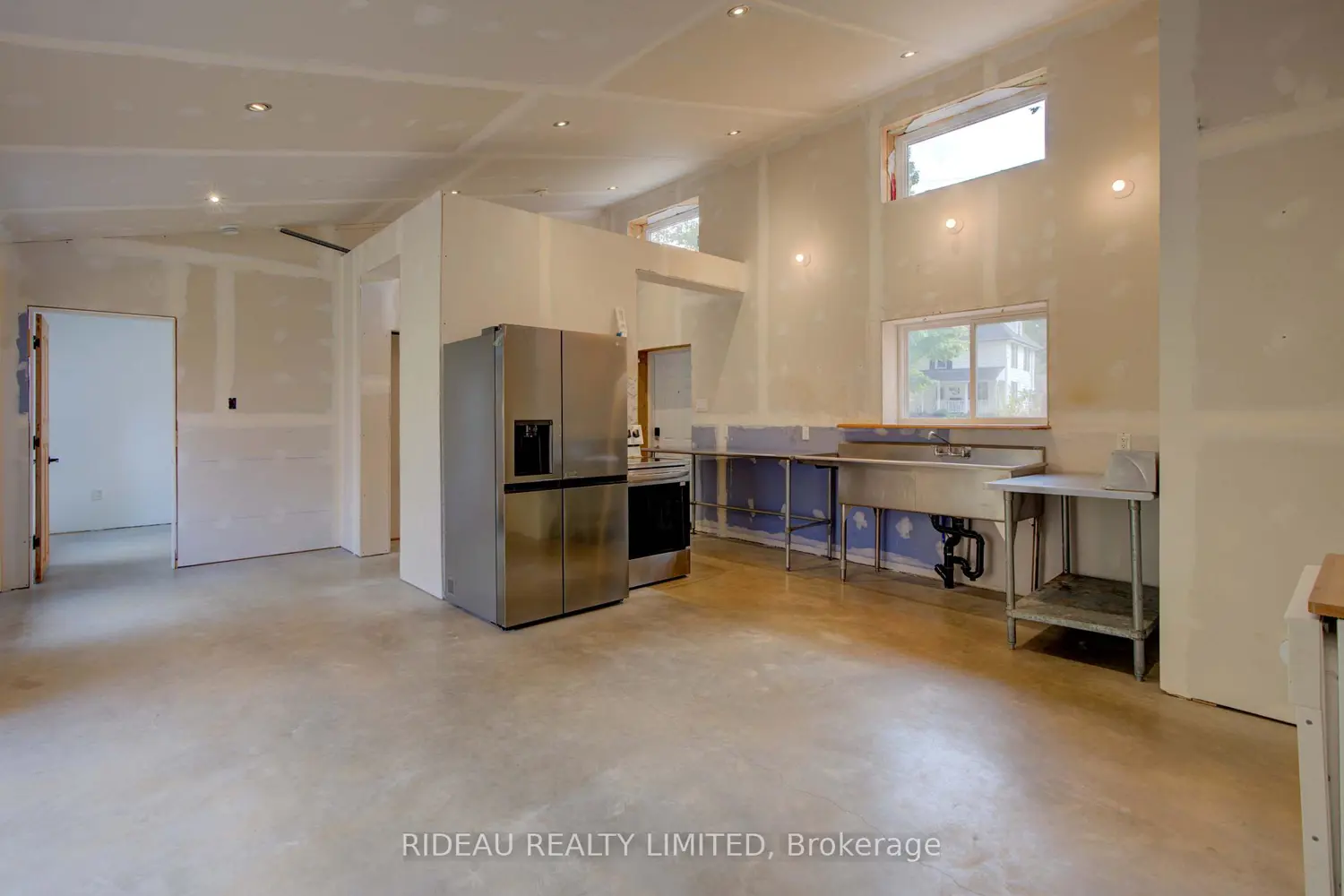 24 Briar Hill Road photo 5