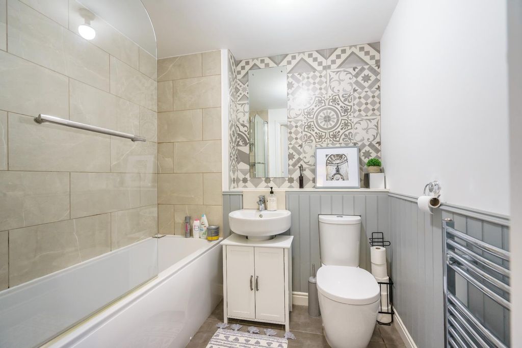 Additional image 3 of 2 bed flat for saleMiller Road, Water Lane, York YO30