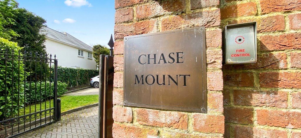 Additional image 14 of 2 bed flat for saleChasemount, Snows Ride, Windlesham GU20