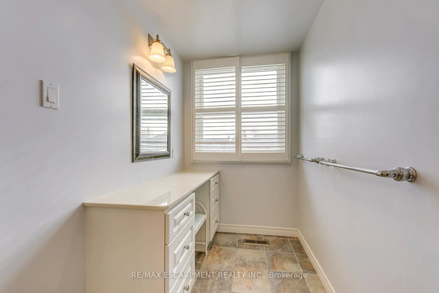 Additional image 10 of 2223 Vista Drive