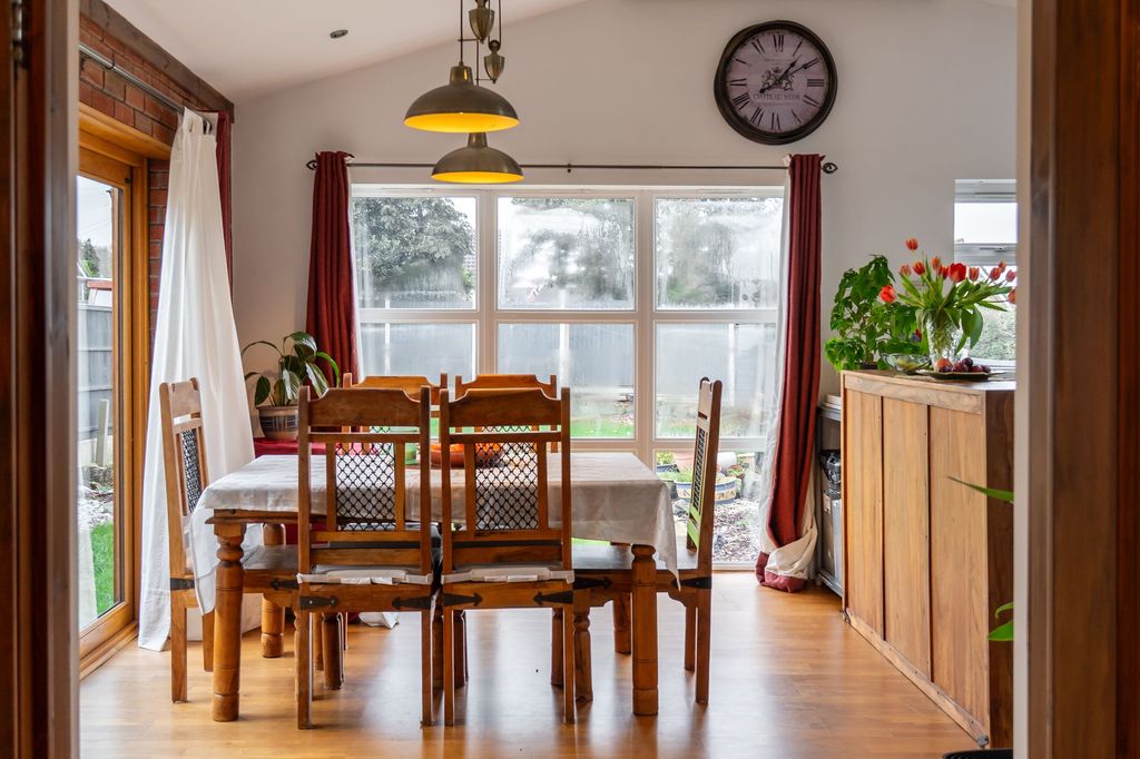 Additional image 16 of 4 bed semi-detached house for saleHigh Leys Drive, Oadby LE2