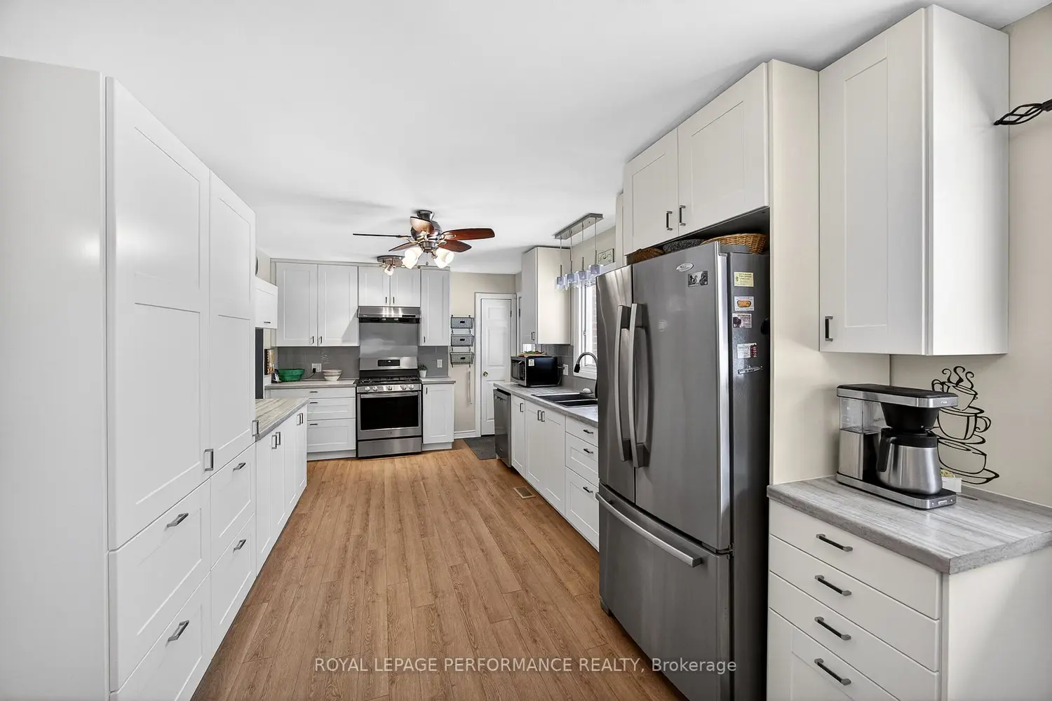 3864 Carp Road photo 5