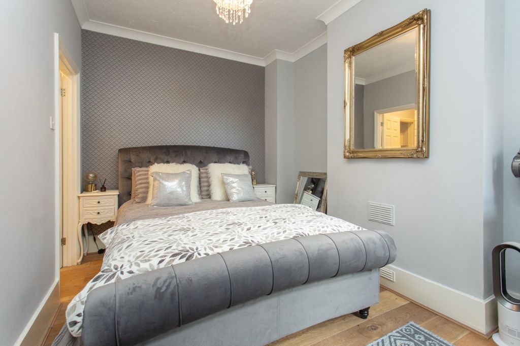 Additional image 6 of 1 bed flat for saleTankerton Road, Whitstable CT5