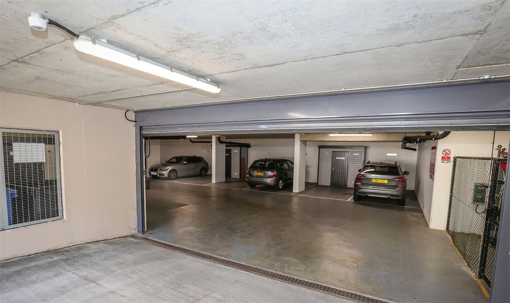 Additional image 19 of 2 bed flat for saleCastle View, Windsor SL4