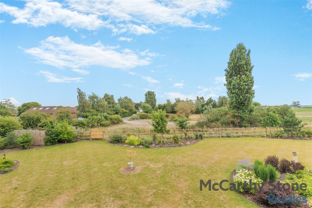 Additional image 3 of 2 bed semi-detached bungalow for saleGibson Court, Tattershall Road Woodhall Spa, Lincolnshire LN10