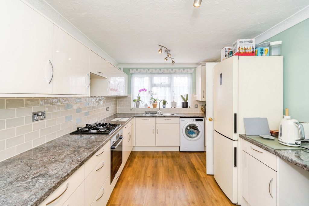 Additional image 17 of 3 bed link detached house for saleBalmoral Close, Southampton, Hampshire SO16