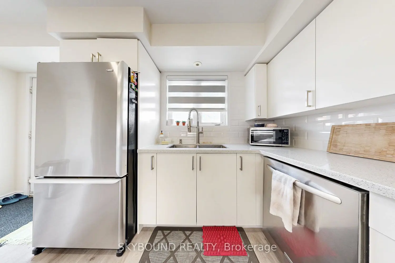 Additional image 13 of 3088 Eglinton Avenue 85