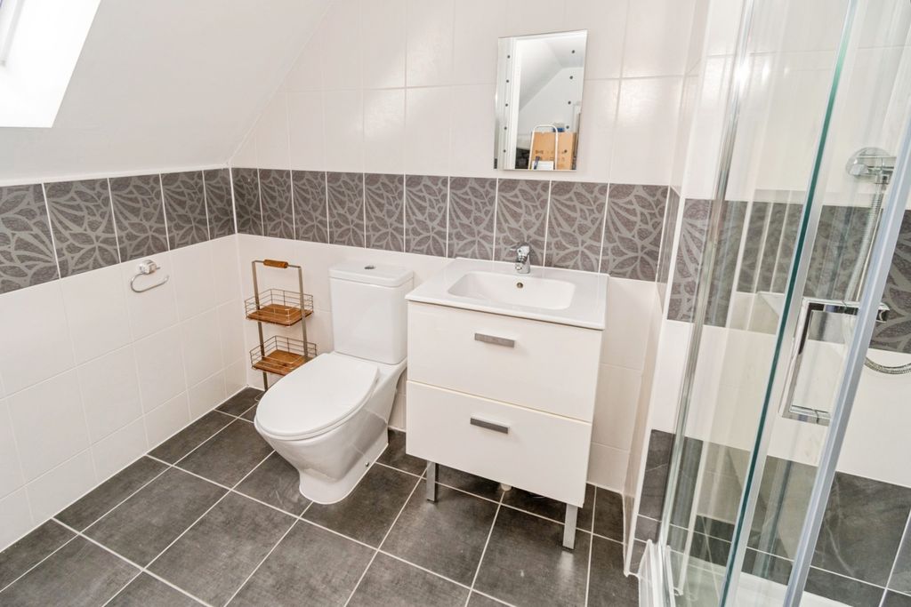 Additional image 14 of 4 bed terraced house for saleWilroy Gardens, Maybush, Southampton, Hampshire SO16