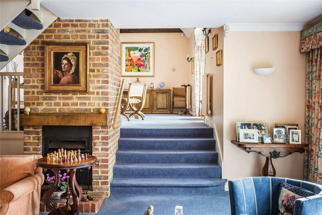Additional image 2 of 5 bed detached house for saleHook Heath, Surrey GU22